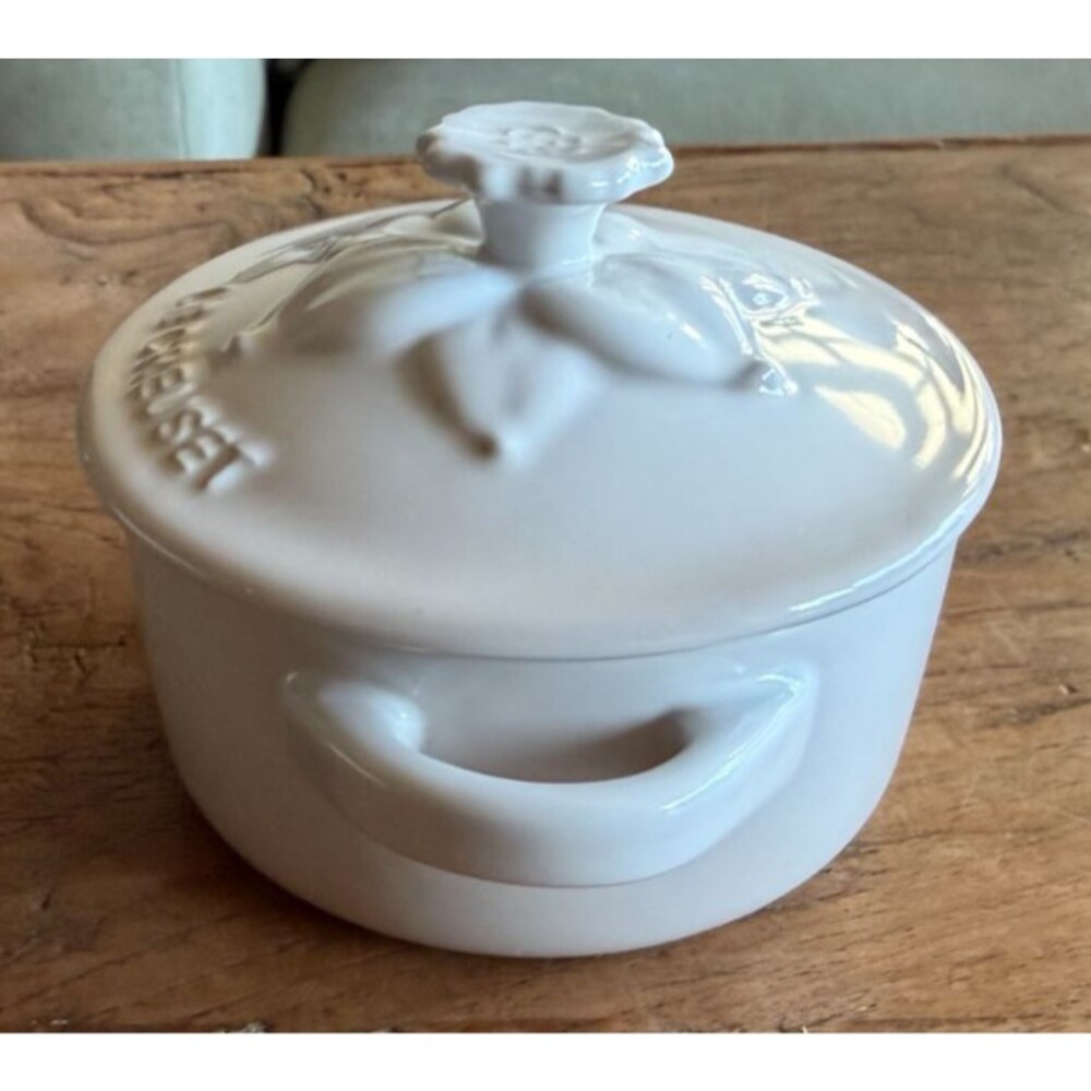 Le Creuset Stoneware Jardin Collection 8oz 250ml Mini Cocotte Meringue NEW - Picture 7 of 9